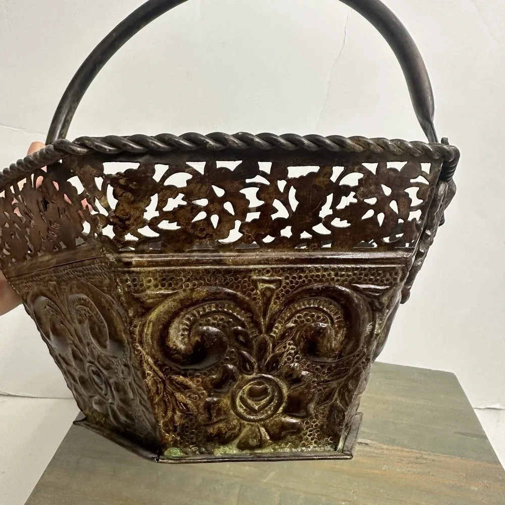 Vintage Antiqued Bronze Tone Metal Basket Ornate Swing Handle Fruit Wedding 10